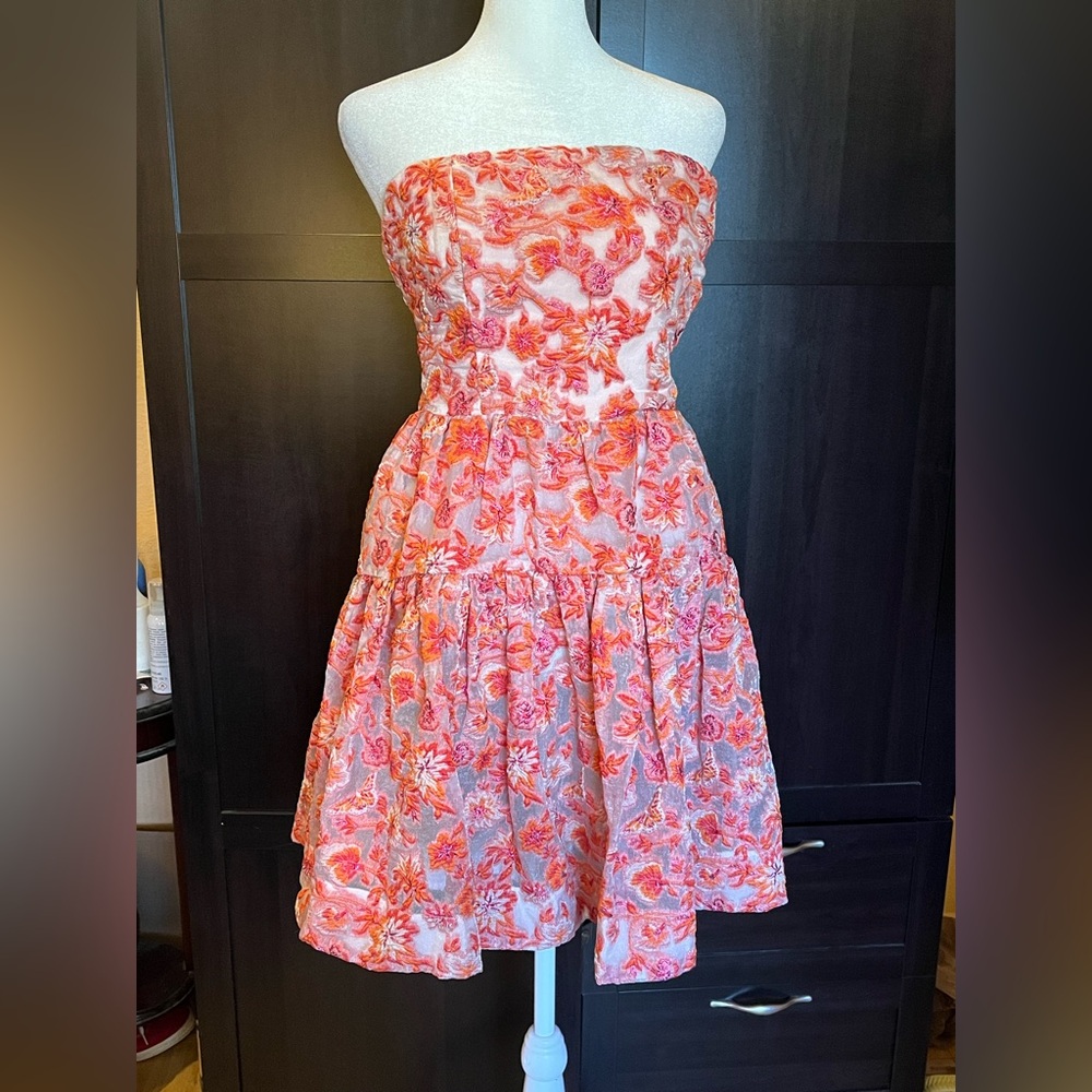 Anthropologie Strapless Mini Dress. Back bow, stretchy back. Orange, pink. L - Picture 7 of 16